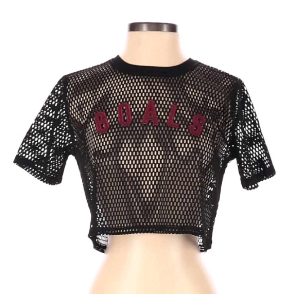 (NWT) FOREVER 21 Cropped T-Shirt